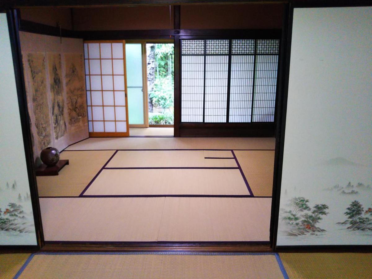ゲストハウス「古民家の宿梨本軒」 Takayama (Nagano) Esterno foto