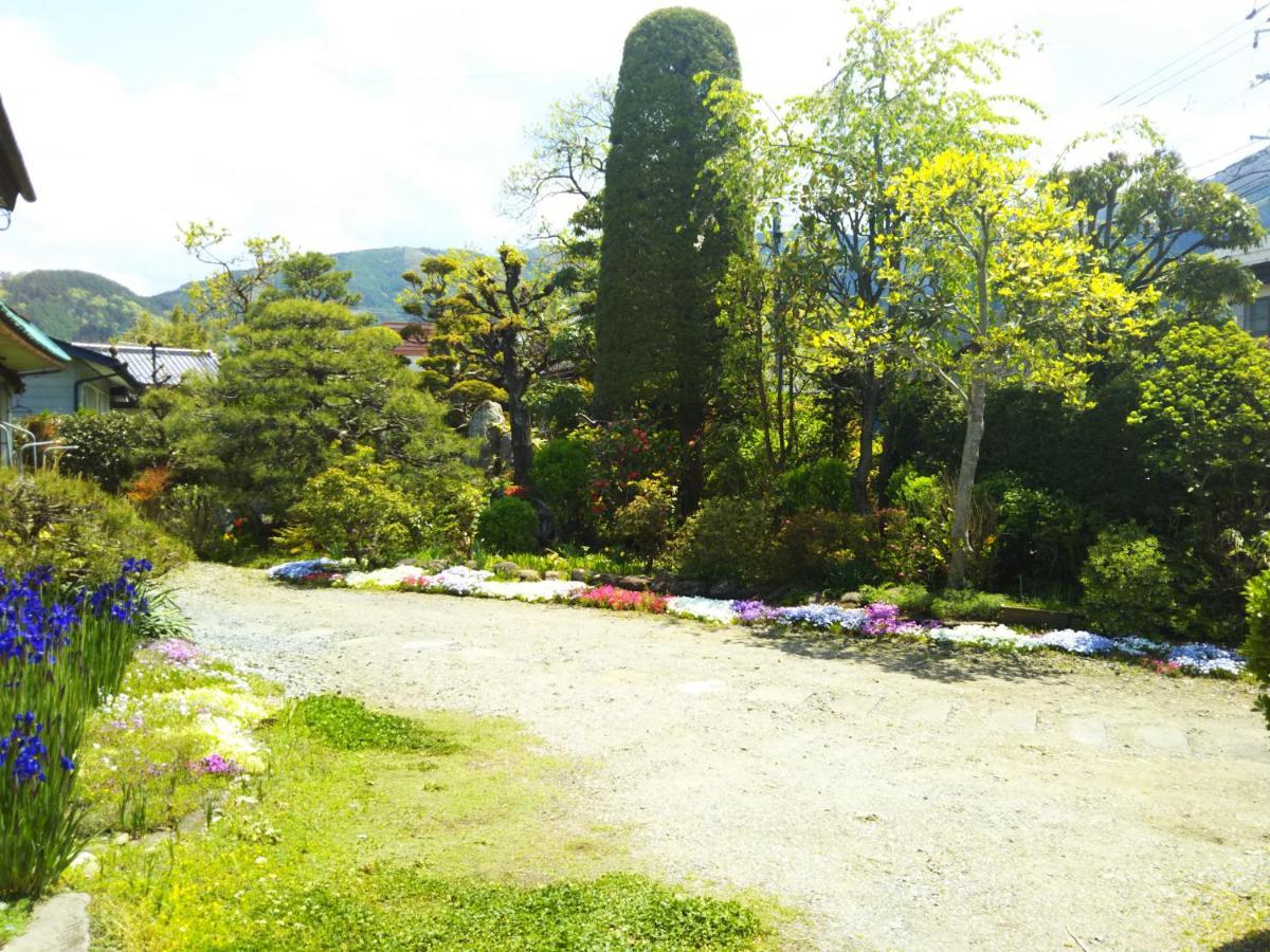 ゲストハウス「古民家の宿梨本軒」 Takayama (Nagano) Esterno foto